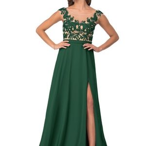 Azazie Dark Green “Maeve” Size 14